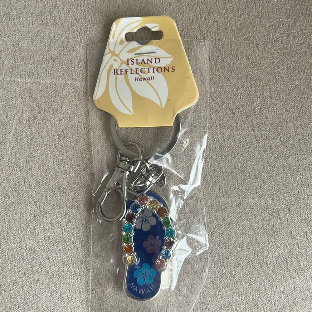 New Hawaiian Flip Flop Keychain 🩴